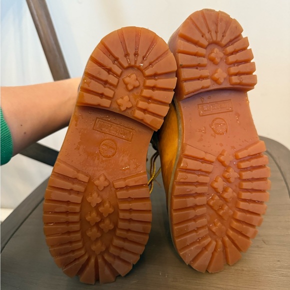 Timberland Youth Boots size 1 USED - Picture 4 of 4